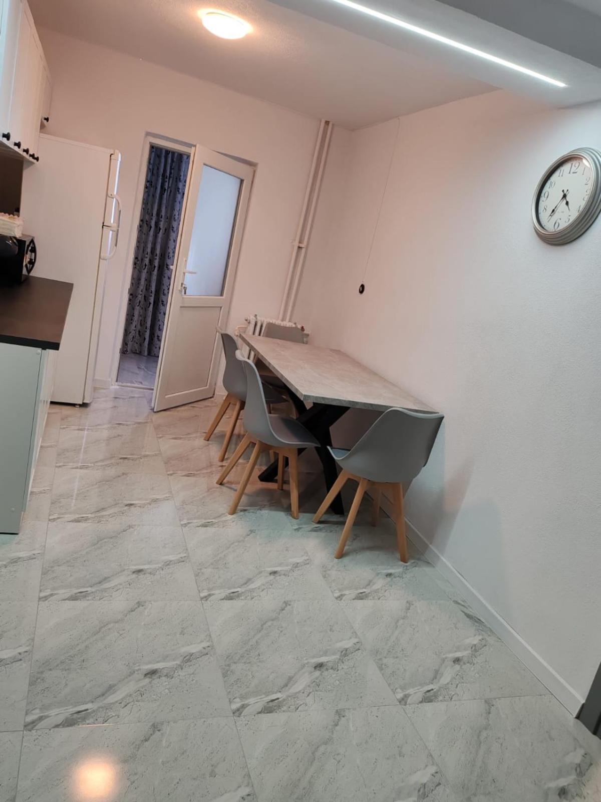 Garsoniera G3 Daire Craiova Dış mekan fotoğraf