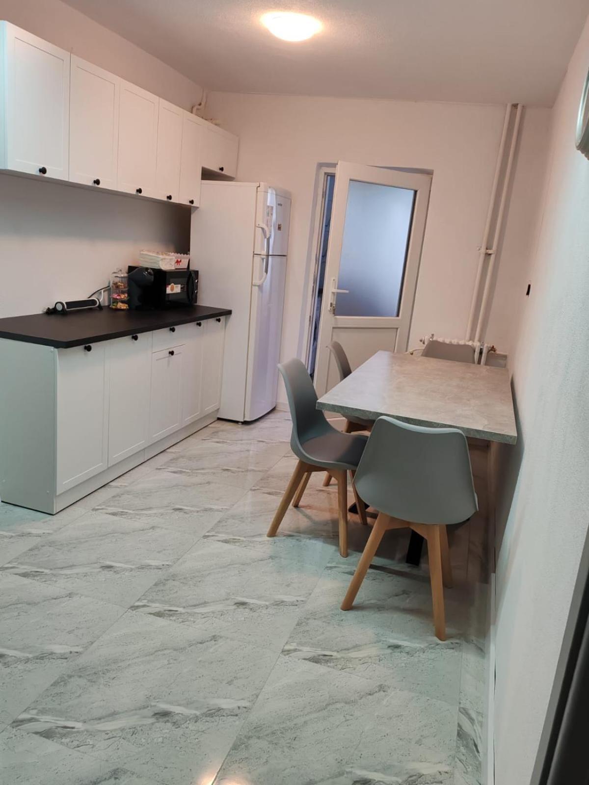 Garsoniera G3 Daire Craiova Dış mekan fotoğraf