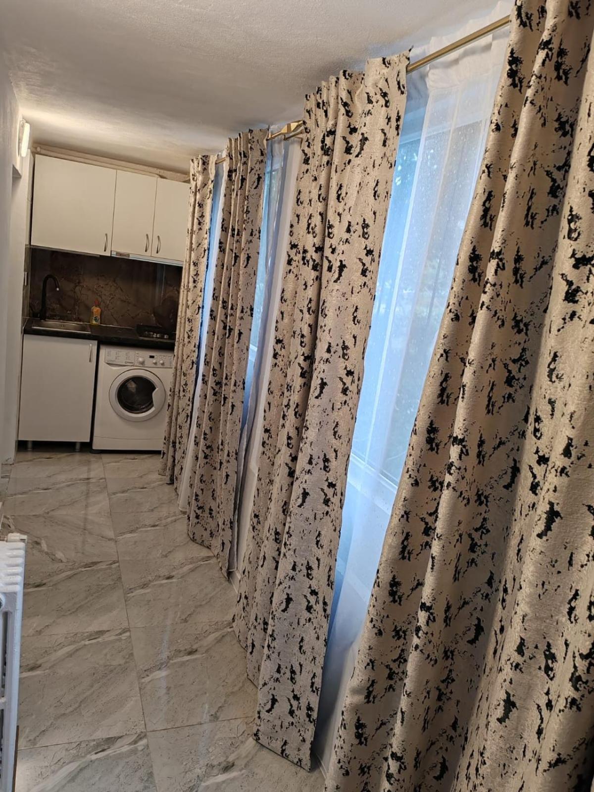 Garsoniera G3 Daire Craiova Dış mekan fotoğraf